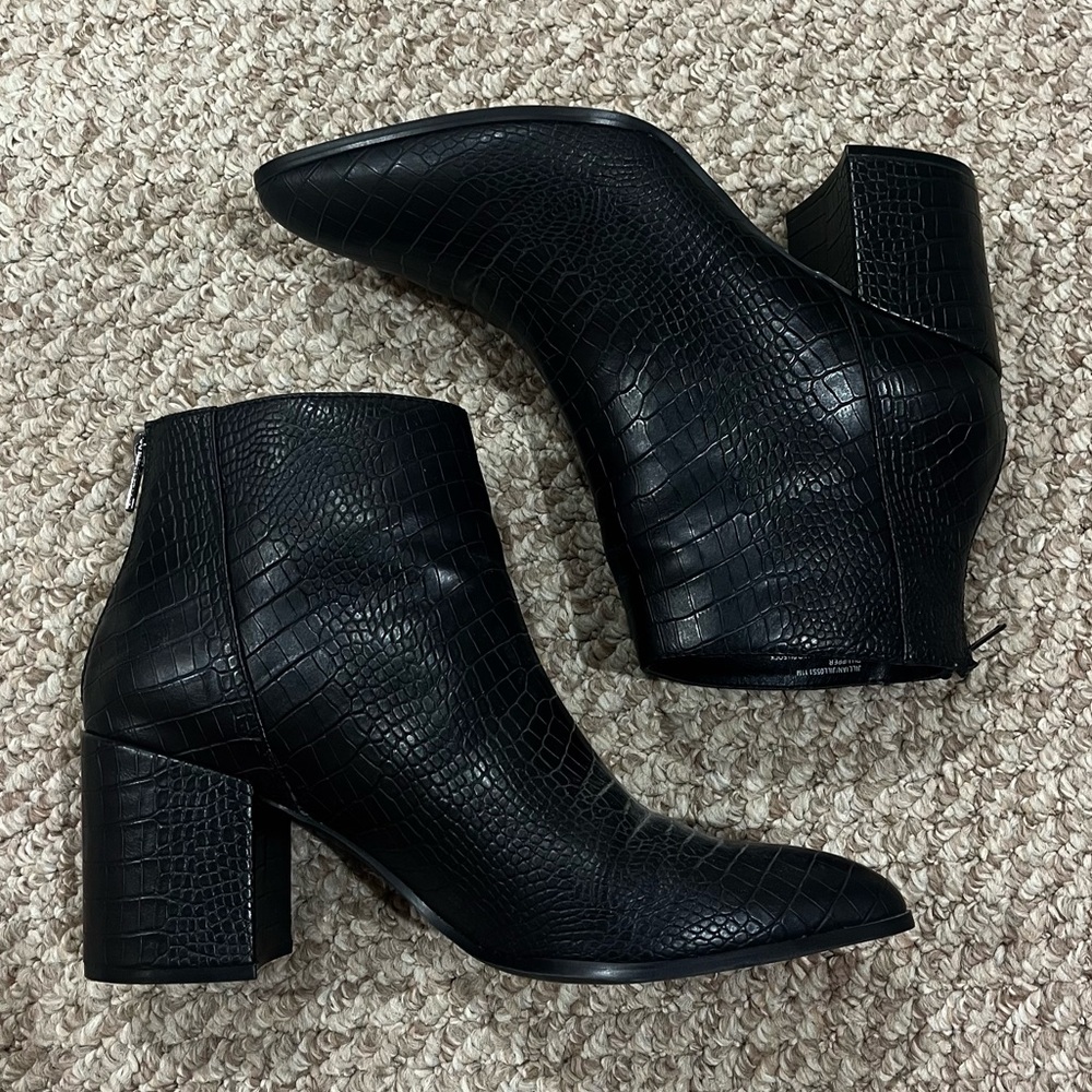 Steve Madden Leather Snake Skin Heeled Boots